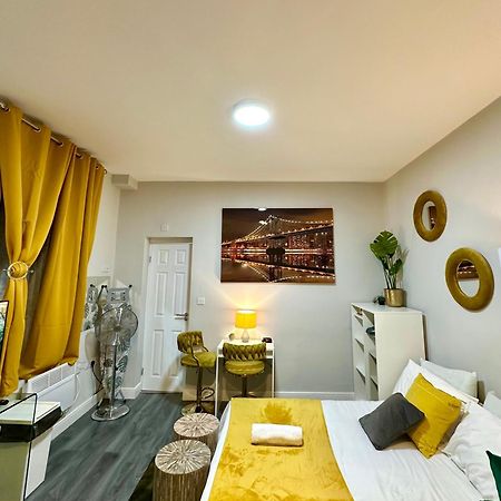 Private Luxurious City Studio-Daily,Weekly,Monthly Birmingham Buitenkant foto